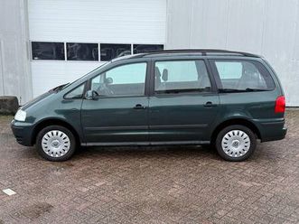 volkswagen sharan - 1.8 turbo trendline 7 persoons