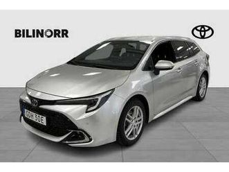 corolla 1,8 hybrid touring sports executive