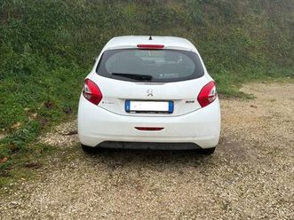 peugeot 208 1° serie 1.4 hdi 68 cv 5 porte access