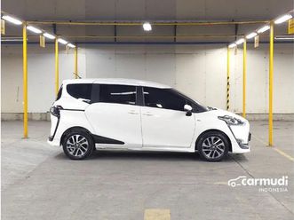 2016 toyota sienta 1.5 q mpv