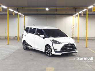 2016 toyota sienta 1.5 q mpv