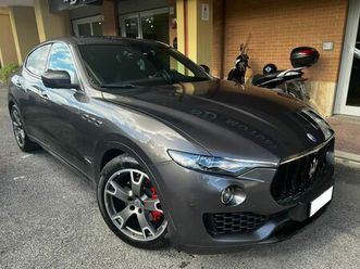 3.0 v6 gransport 275cv auto