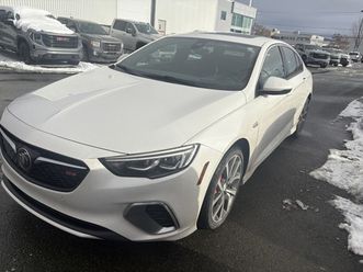 buick regal 2018 gs sport / toit