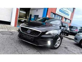 volvo v40 cross country 1.6 d2 momentum powershift