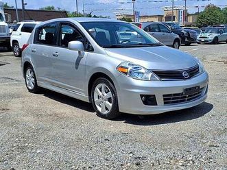 2012 nissan versa 1.8 sl 4dr hatchback