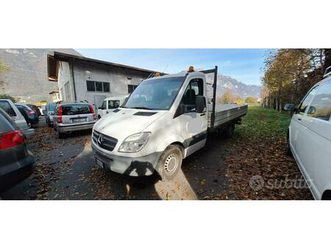 mercedes-benz sprinter t37/35 310 cdi cabinato