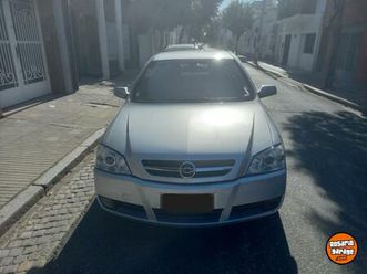 chevrolet astra 2008 - muy bueno