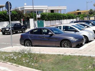 alfa romeo giulia 2.2 turbodiesel 180 cv super del 2017 usata a avola