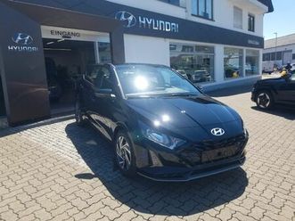 hyundai i20 1.0t-gdi dct trend + bose + komfort-paket