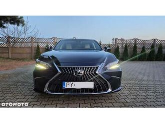 lexus es 300h omotenashi