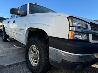 2003 chevy silverado 2500hd 4x4 - 8.1 gas engine allison transmission