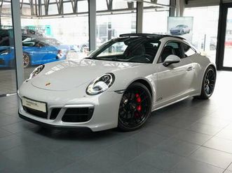 porsche 911 carrera 4 gts