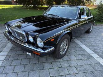jaguar xj12