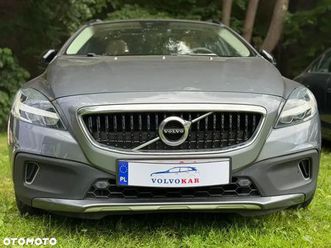 volvo v40 cross country t3 drive-e summum