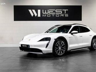 porsche taycan 4 cross turismo jantes turbo s toit panoramique phares pdls+ bose accès confort 936emois