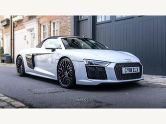 5.2 fsi v10 spyder s tronic quattro euro 6 (start/stop) 2dr