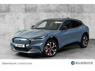 long range/premium awd b&o/360°/acc/carplay