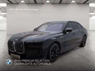 bmw i7 m70 xdrive limousine massage livecockpitprof