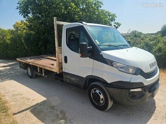 iveco 35c18 année 2019 plateau fixe