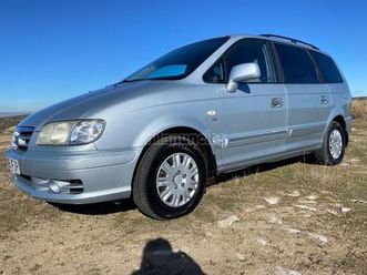 hyundai - trajet 2.0 crdi gls