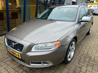 volvo v70 - 2.5t r-design leer / navi / youngtimer