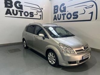 toyota - corolla verso 2.2 d4d 136cv sol