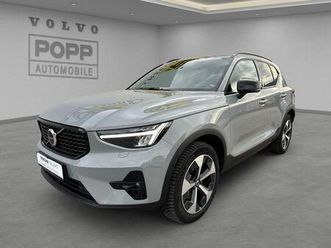 volvo xc40 b3 fwd plus dark acc cam fhz led lhz nav