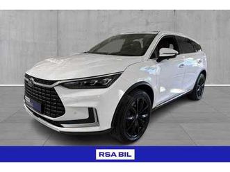 509hk 400km wltp, 360 kamera, panorama, executive