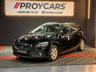 volvo v40 cross country 2.0 d3 momentum