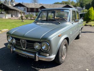 alfa romeo giulia super 1300 - 1972
