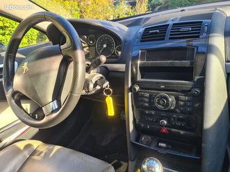 peugeot 407 coupé version sport annee 2008, intérieur cuir gris lama 170600 km + 4 pneus neige avec jantes