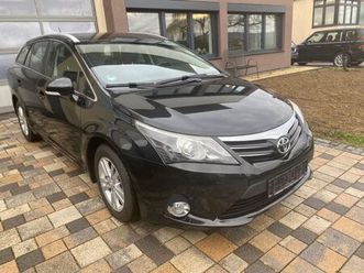 toyota avensis kombi life 2,0 d4-d original wenig km