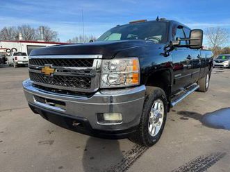 2012 chevrolet silverado 3500hd ltz crew cab 4x4 - duramax diesel!