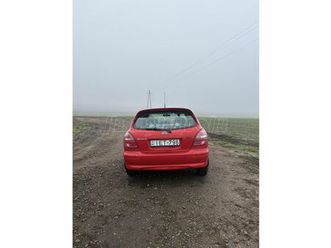 nissan almera 1.5 sport p1