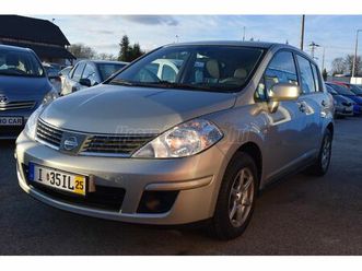 nissan tiida 1.6 acenta 121.600km-rel!! digitklíma végig vezetett szervízkönyv