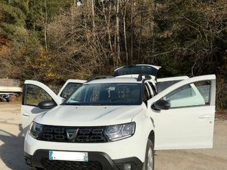 duster utilitaire 2 places