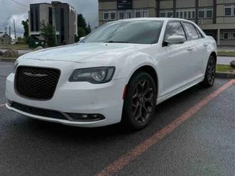 chrysler 300s awd à vendre
