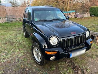 jeep cherokee kj ,kein jimmny , aber besser .