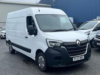2.3 dci 33 business fwd mwb medium roof euro 6 4dr