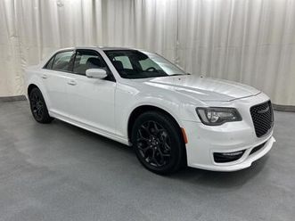 used 2023 chrysler 300 touring