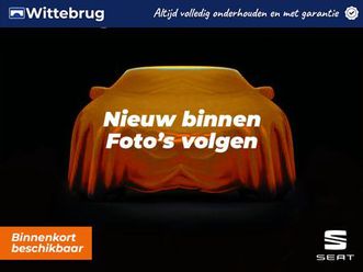 seat ateca 1.0 tsi 110pk style / navigatie / lm 17 inch / app connect / elektr klep / full led / camera / keyless