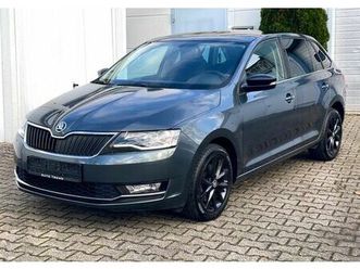 skoda rapid spaceback style 1.0l 110ps*pano*navi*euro6