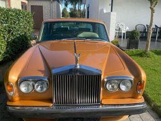 rolls-royce silver shadow ii long sedan twin color