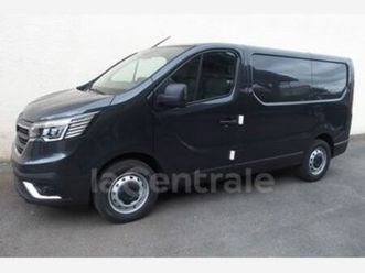 iii generation2 2.0 fourgon l2h1 3000 kg blue dci 150 grand confort