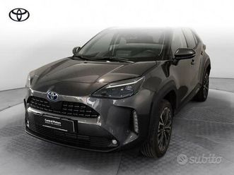 toyota yaris cross 1.5h lounge awd-i 116cv e-cvt