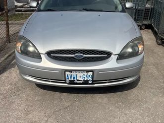2002 ford taurus