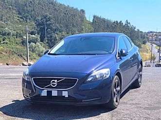 volvo v40 summum setembro/24