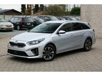 ② kia ceed sw benzine/plug-in-hybrid*automaat*navigatie*camera — kia — 2ememain