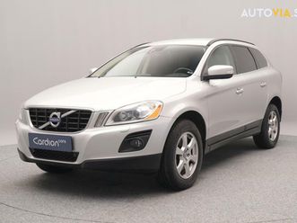volvo xc60 d5 awd momentum aut cz za 11 548 €