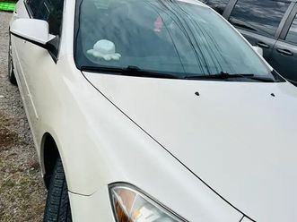 2010 chevy malibu lt - 175,000 km - reliable & well-maintained -